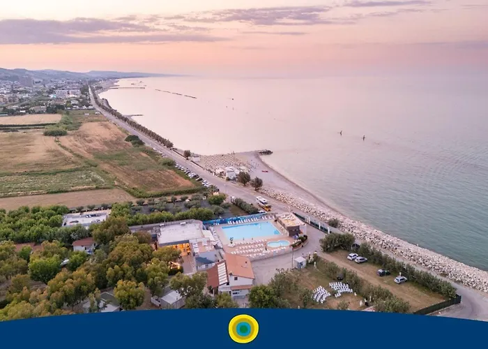 Hotel vicino al College: Club del Sole Roseto degli Abruzzi Easy Camping Village