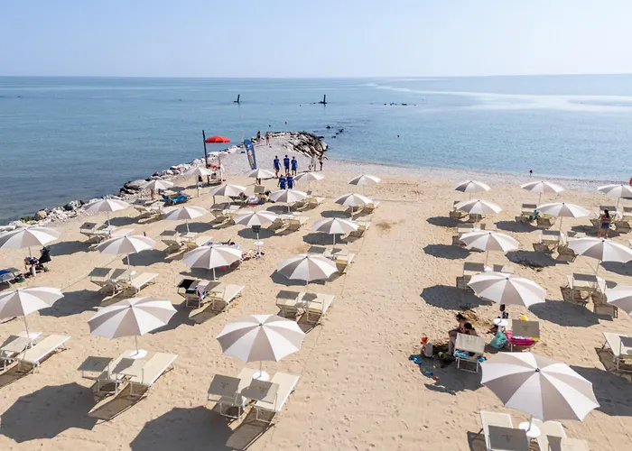 Hotel vicino al College: Club del Sole Roseto degli Abruzzi Easy Camping Village